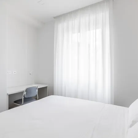 Silver Azzo Gardino N 9 Interno 4-3 * ボローニャ