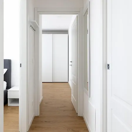 Silver Azzo Gardino N 9 Interno 4-3