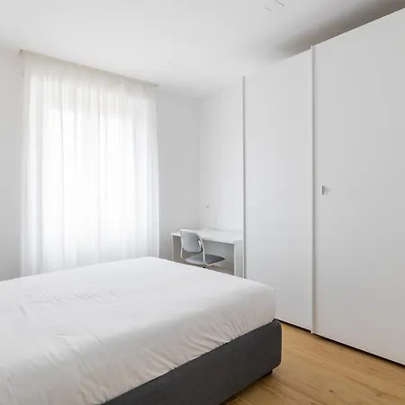 Lägenhet Silver Azzo Gardino N 9 Interno 4-3