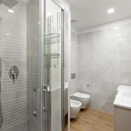 アパート Silver Azzo Gardino N 9 Interno 4-3 ボローニャ