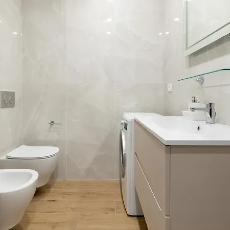 Silver Azzo Gardino N 9 Interno 4-3 *