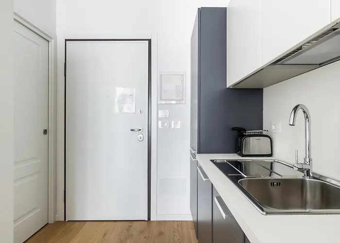 Silver Azzo Gardino N 9 Interno 4-3