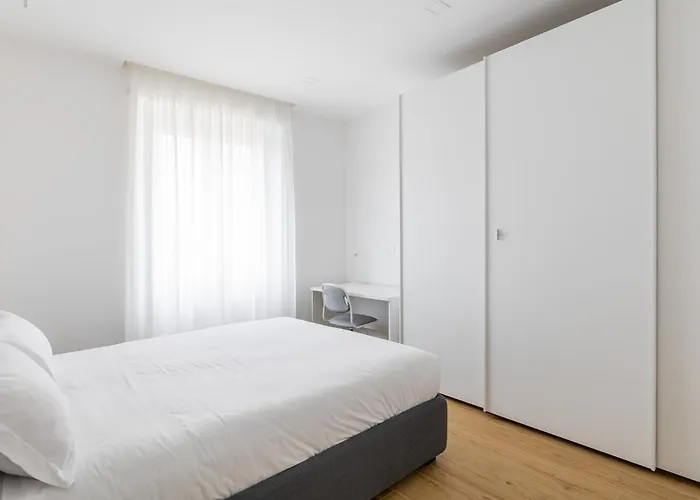 Lägenhet Silver Azzo Gardino N 9 Interno 4-3