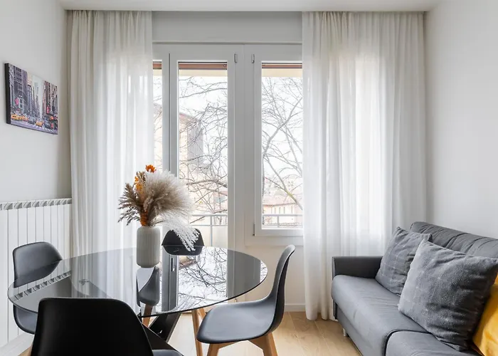 Silver Azzo Gardino N 9 Interno 4-3 볼로냐