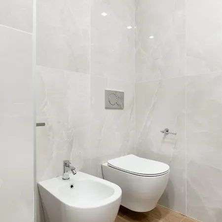 Silver Azzo Gardino N 9 Interno 4-3 * ボローニャ